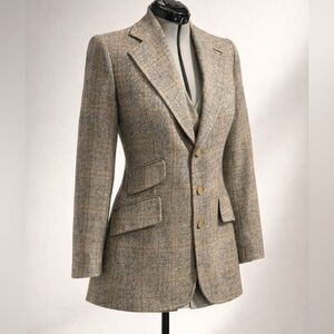 Vintage Amalgamated Wool Riding Blazer, tan gold, double vents, wide lapel, XS